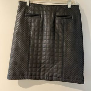 Quilted Leatherette Skirt six 6P ANN TAYLOR